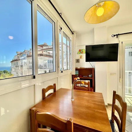 Apartamento Centro A 1 Min Playa 公寓 内尔哈